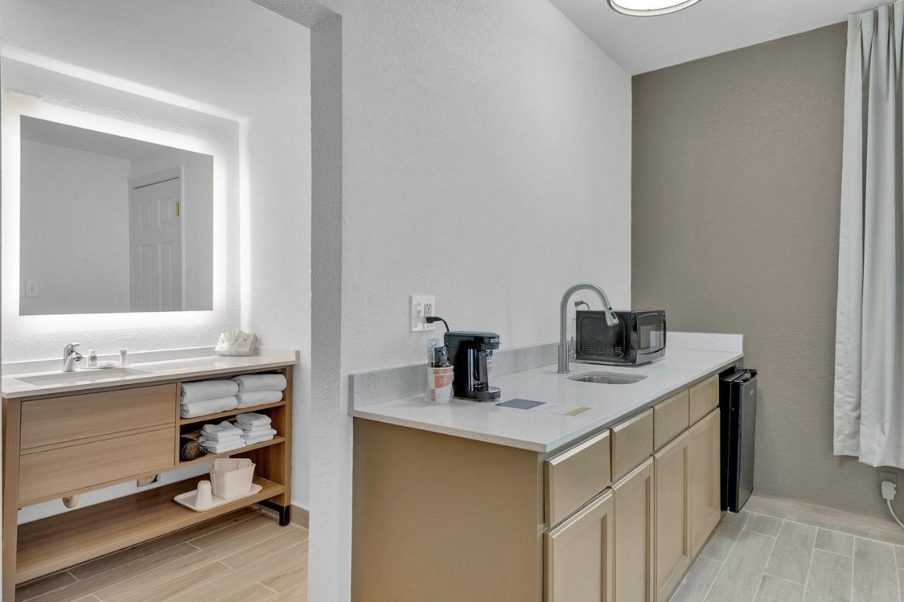 Comfort Inn جنوب جزيرة بادري المظهر الخارجي الصورة