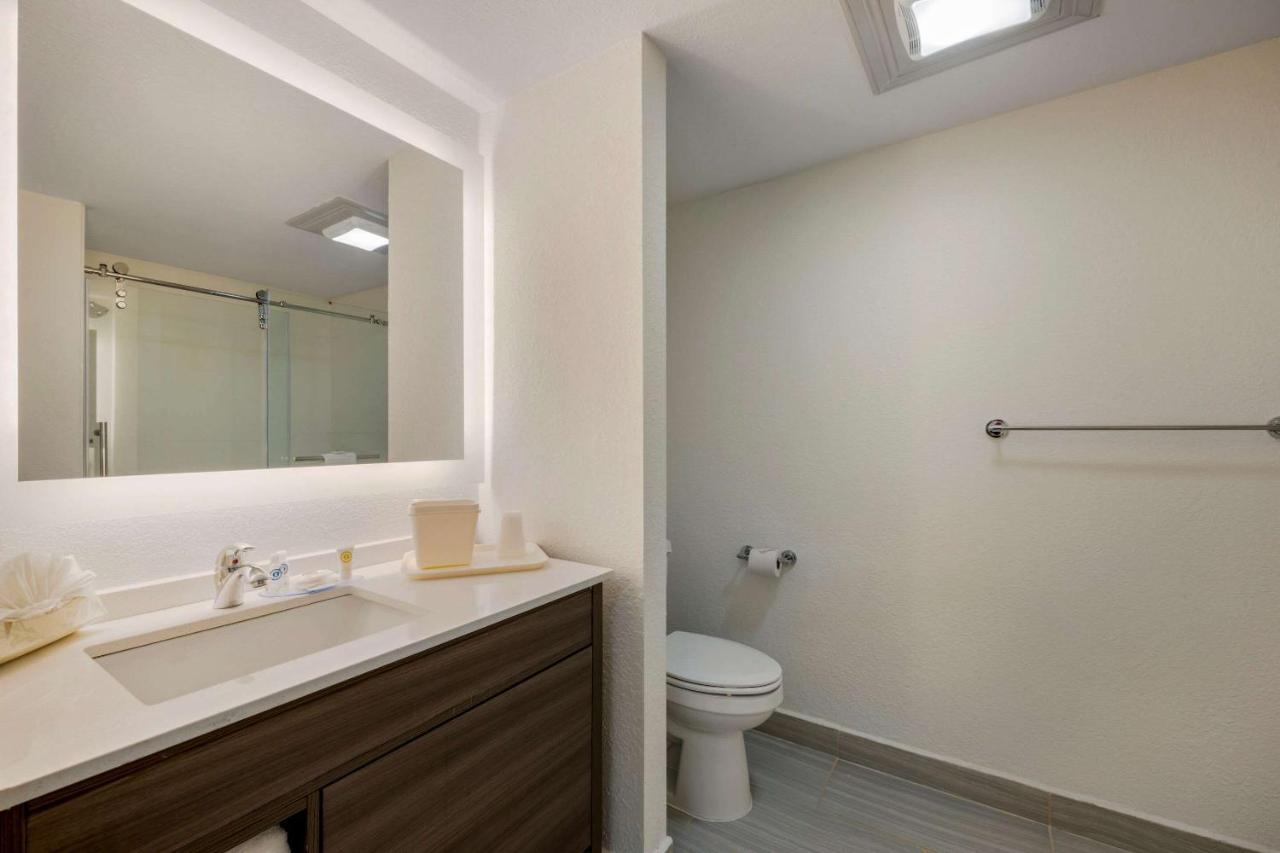 Comfort Inn جنوب جزيرة بادري المظهر الخارجي الصورة