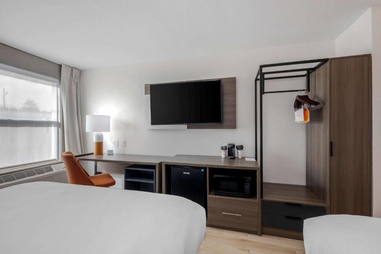 Comfort Inn جنوب جزيرة بادري المظهر الخارجي الصورة